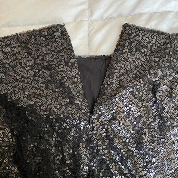 Bisou Bisou sequin skirt - Picture 3 of 3